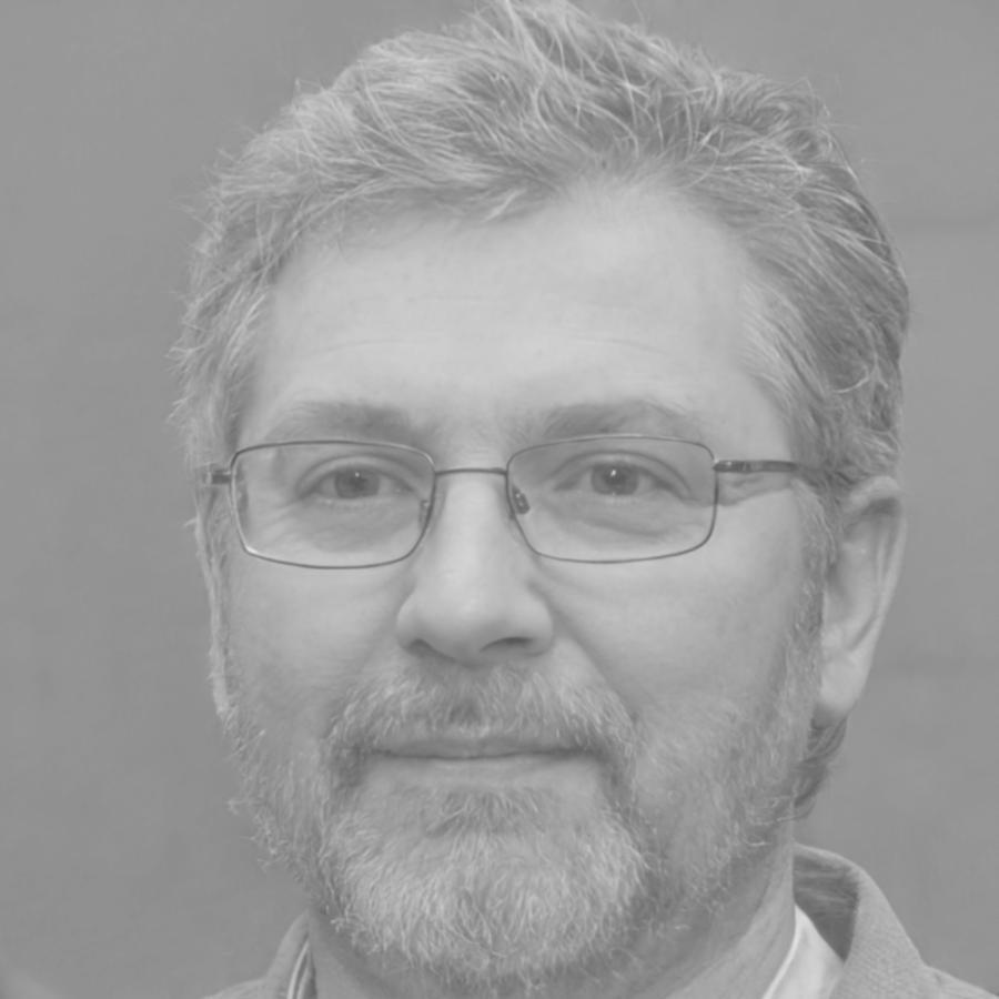 Facilitador de grupo Carlos Mendes